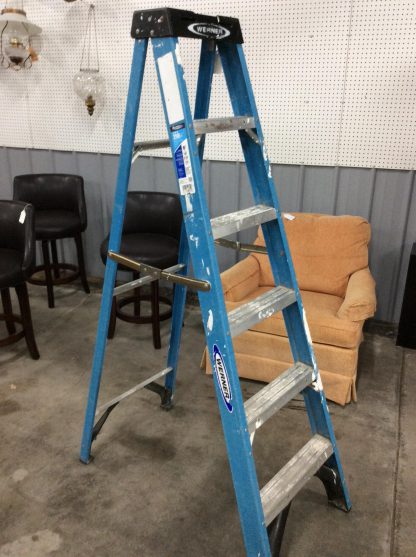Werner 6 ft Fiberglass Step Ladder